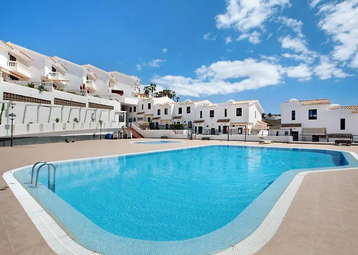 Semesterbostad House With Pool In The South Of Tenerife *